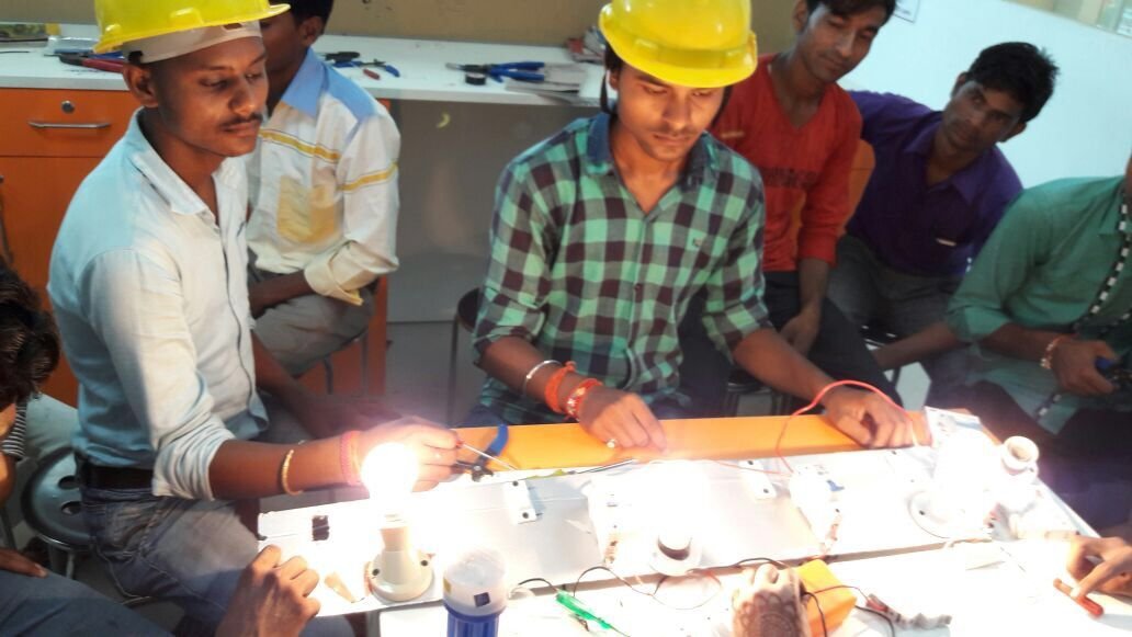 Pradhan Mantri Kaushal Vikas Yojana Objectives And Guidelines Pradhan Mantri Kaushal Vikas Yojana credityatra