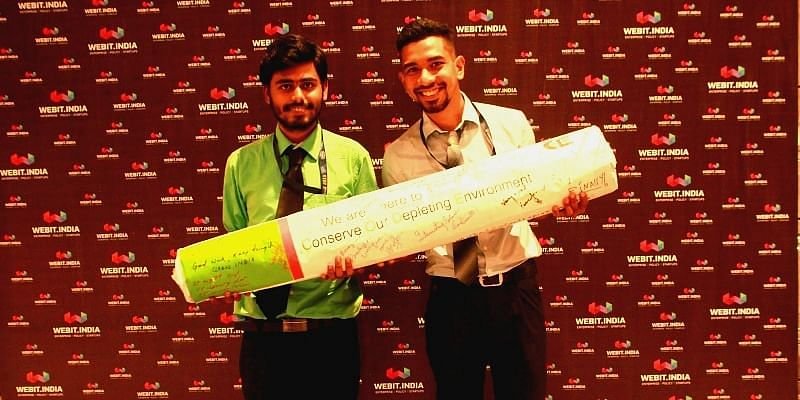 These two youths of Noida are making cushions and toys with cigarette filters, earning good profits credityatra