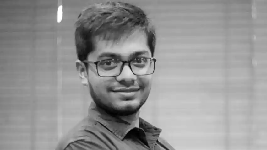 At the age of 23, he is on the rich list of Indians Who is this Shaswat Nagrani credityatra